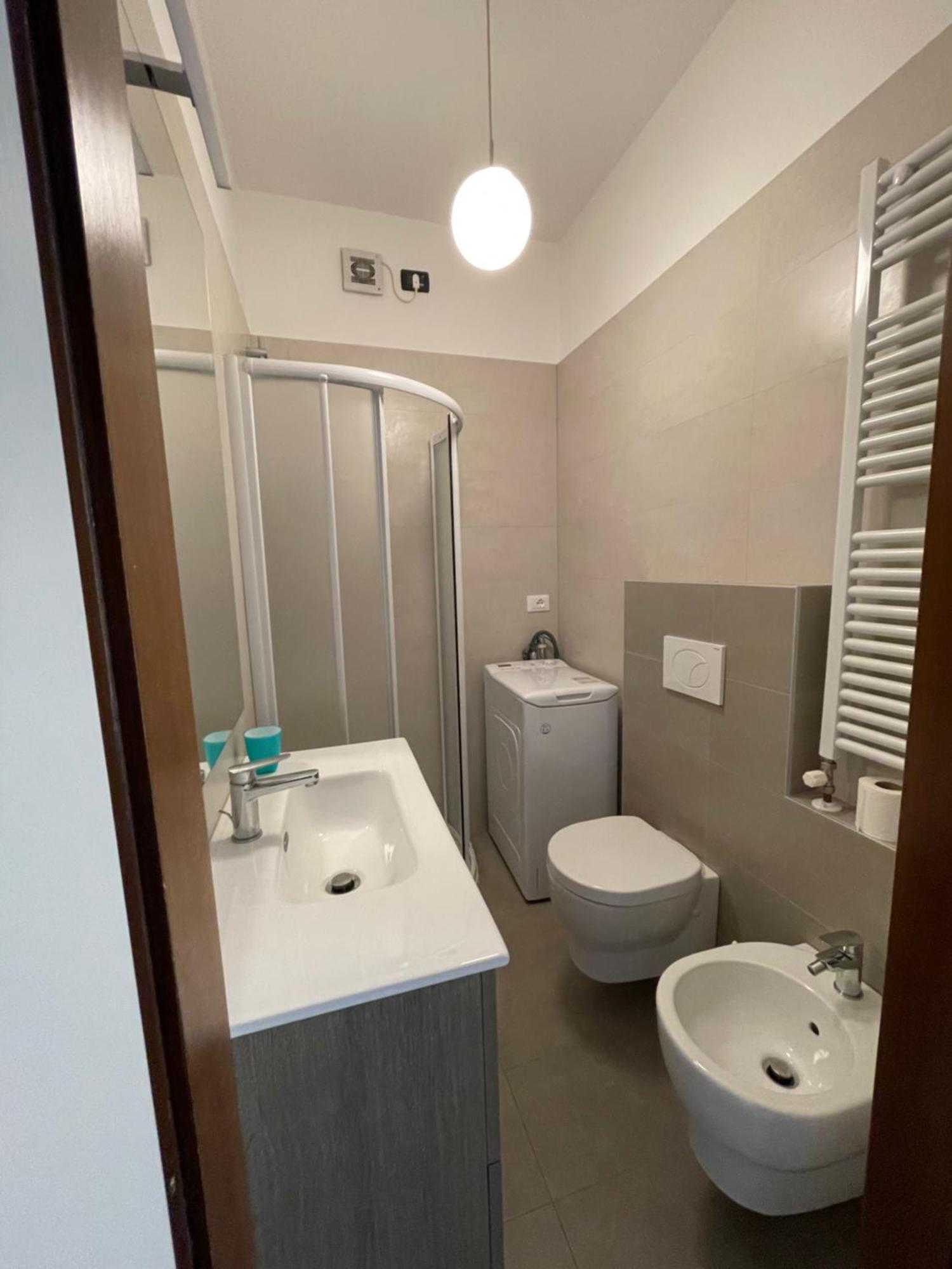 Nico'S Apartment Peschiera del Garda Chambre photo